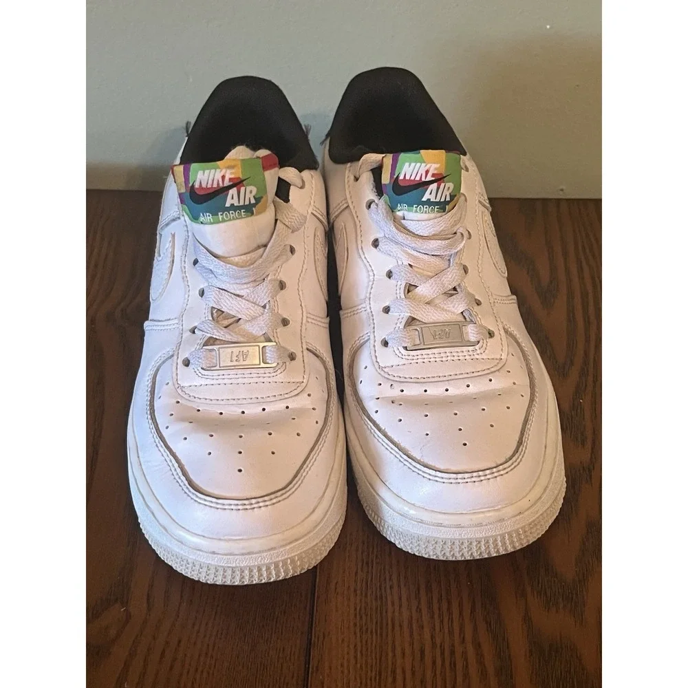 NikeAir Force 1 '07 LV8 3 Peace Love Swoosh White Size 4Y/5.5 Women's DM8154-100